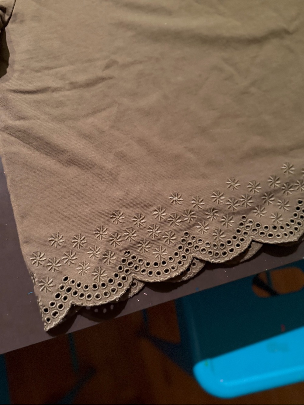 NWT Jcrew New Day Olive Eyelet Hem Tee - Women's Short Sleeve Top - Picture 2 of 5